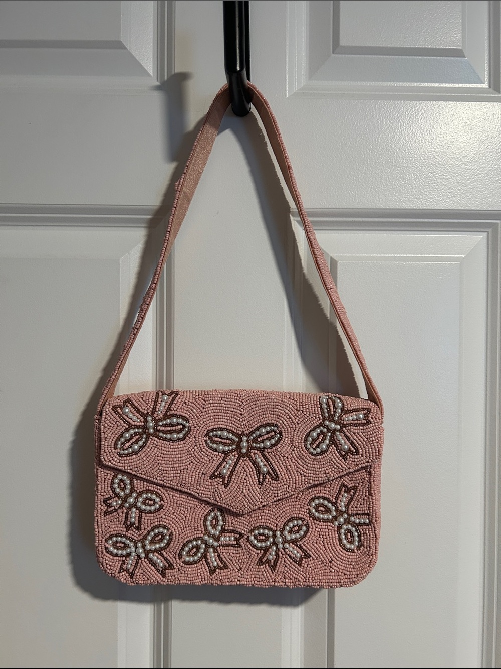 LC Lauren Conrad Pink Beaded Shoulder Bag with White Pearl Bows - Picture 3 of 8